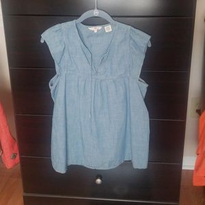 Levi's adorable light denim top